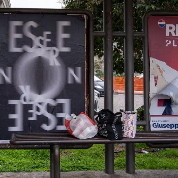 Foto del manifesto di Rachele Romano